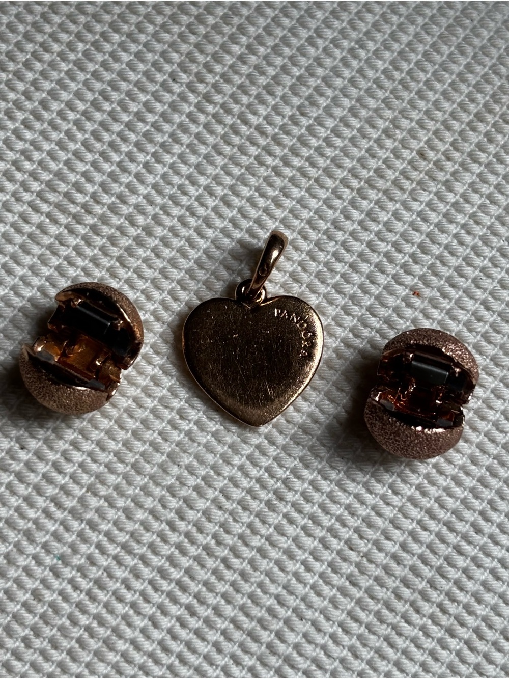 Pandora Rose Gold Heart Charm with Textured Stud Earrings - Picture 3 of 3